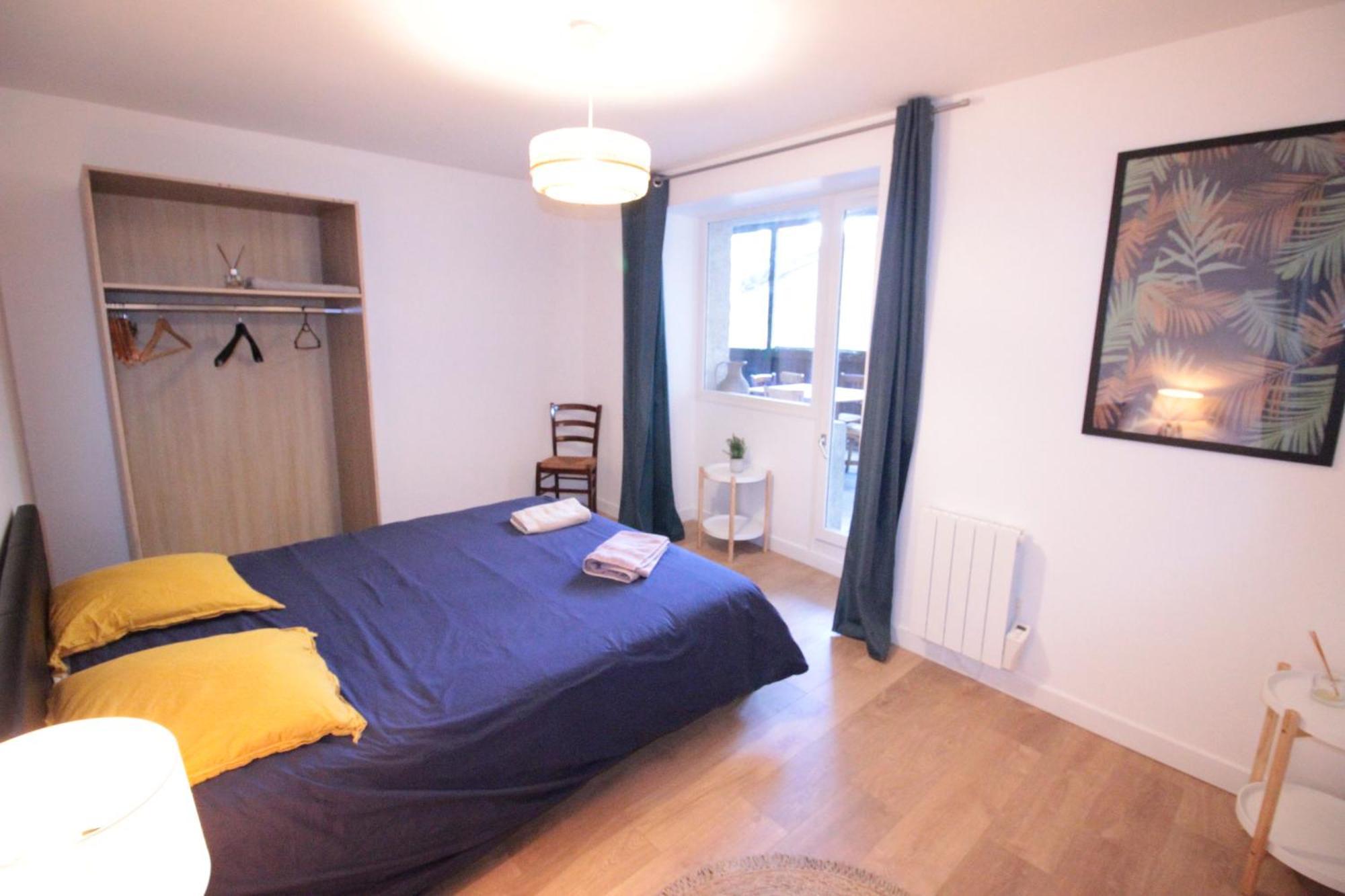 Logement Neuf "Meuse" - Hyper Centre - Parking Proche - Proche Gare - 4 Chambres - Terrasse Couverte - Wifi ! Gere Par Prestazen'Services Verdun-sur-Meuse Kültér fotó