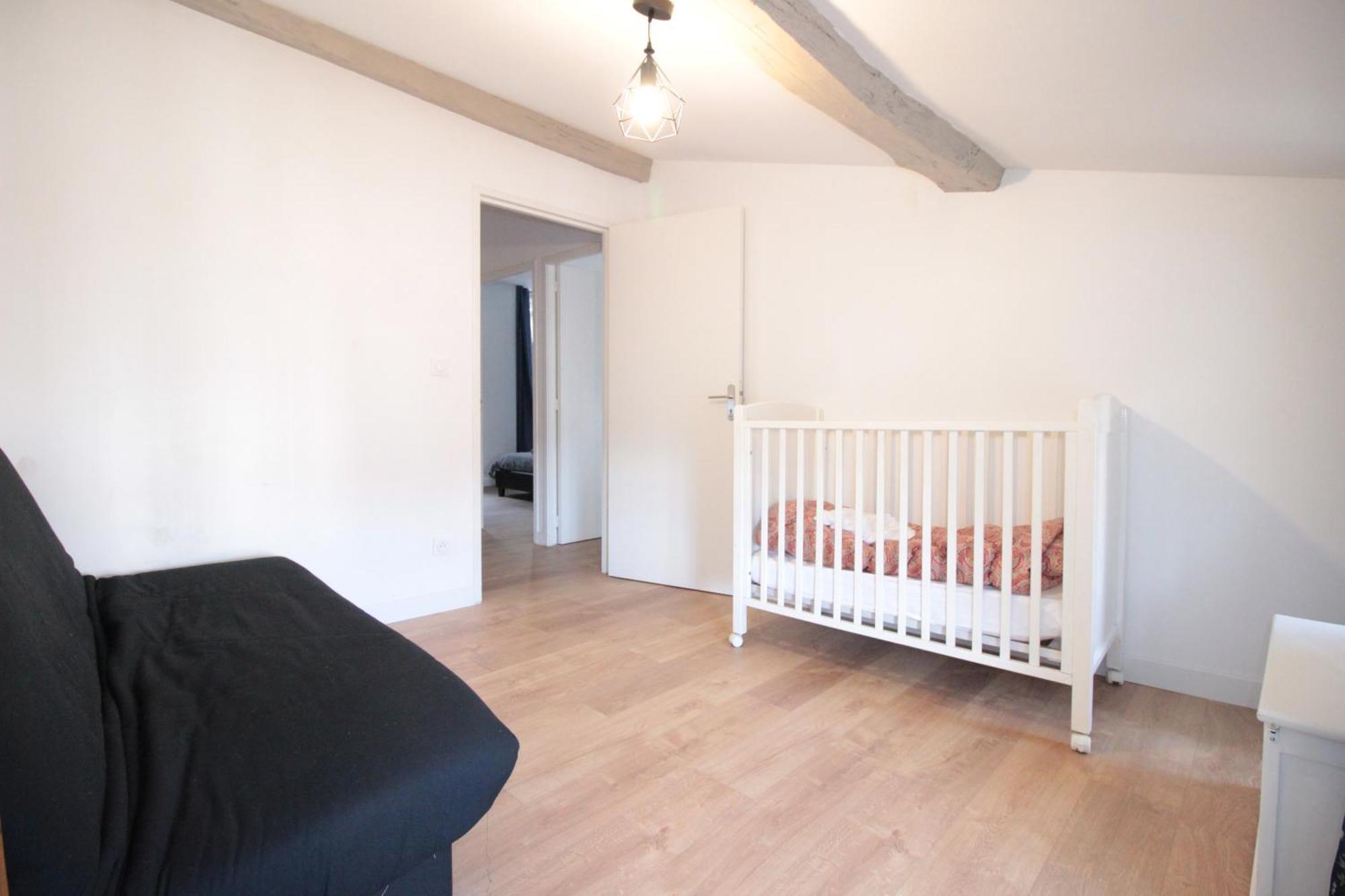 Logement Neuf "Meuse" - Hyper Centre - Parking Proche - Proche Gare - 4 Chambres - Terrasse Couverte - Wifi ! Gere Par Prestazen'Services Verdun-sur-Meuse Kültér fotó